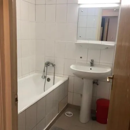 Bed & Breakfast Marius Bucharest